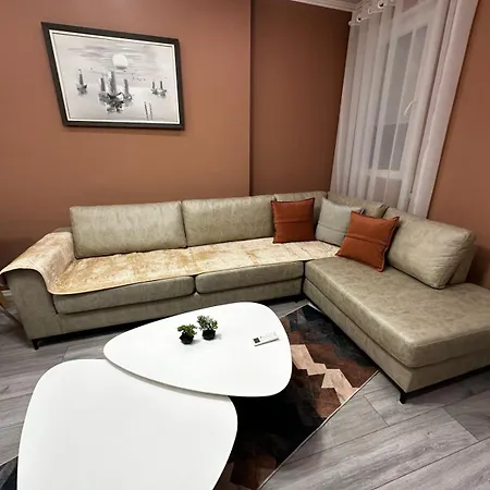 Univers City Apartment 3 , Tirana * Ljaknasi